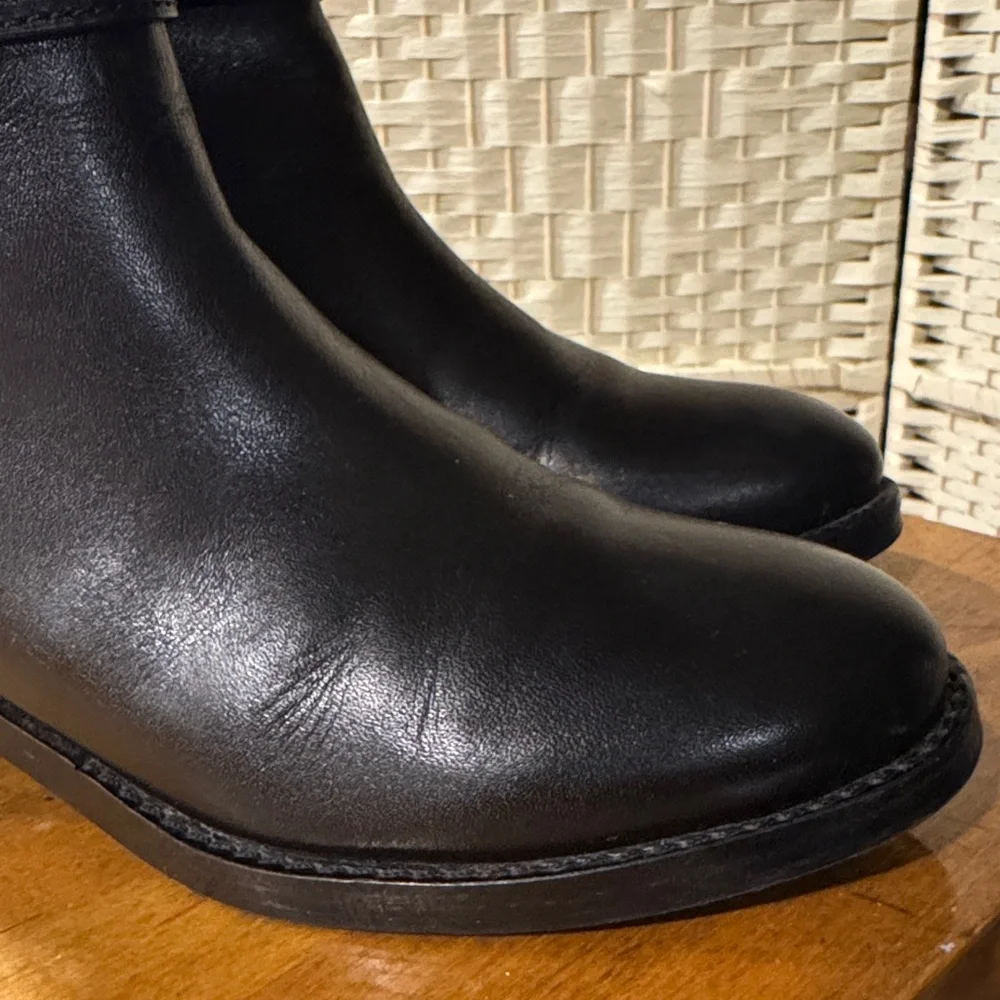 Tory Burch Black Leather Ankle Booties with Gold Logo - Picture 6 of 13